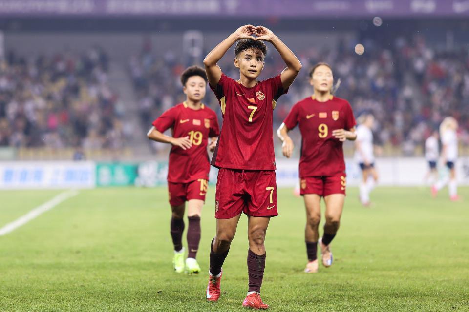 MK体育官方网站-中国女足1-2俄罗斯 队史首负对手 王霜世界波难救主 86分钟被绝杀